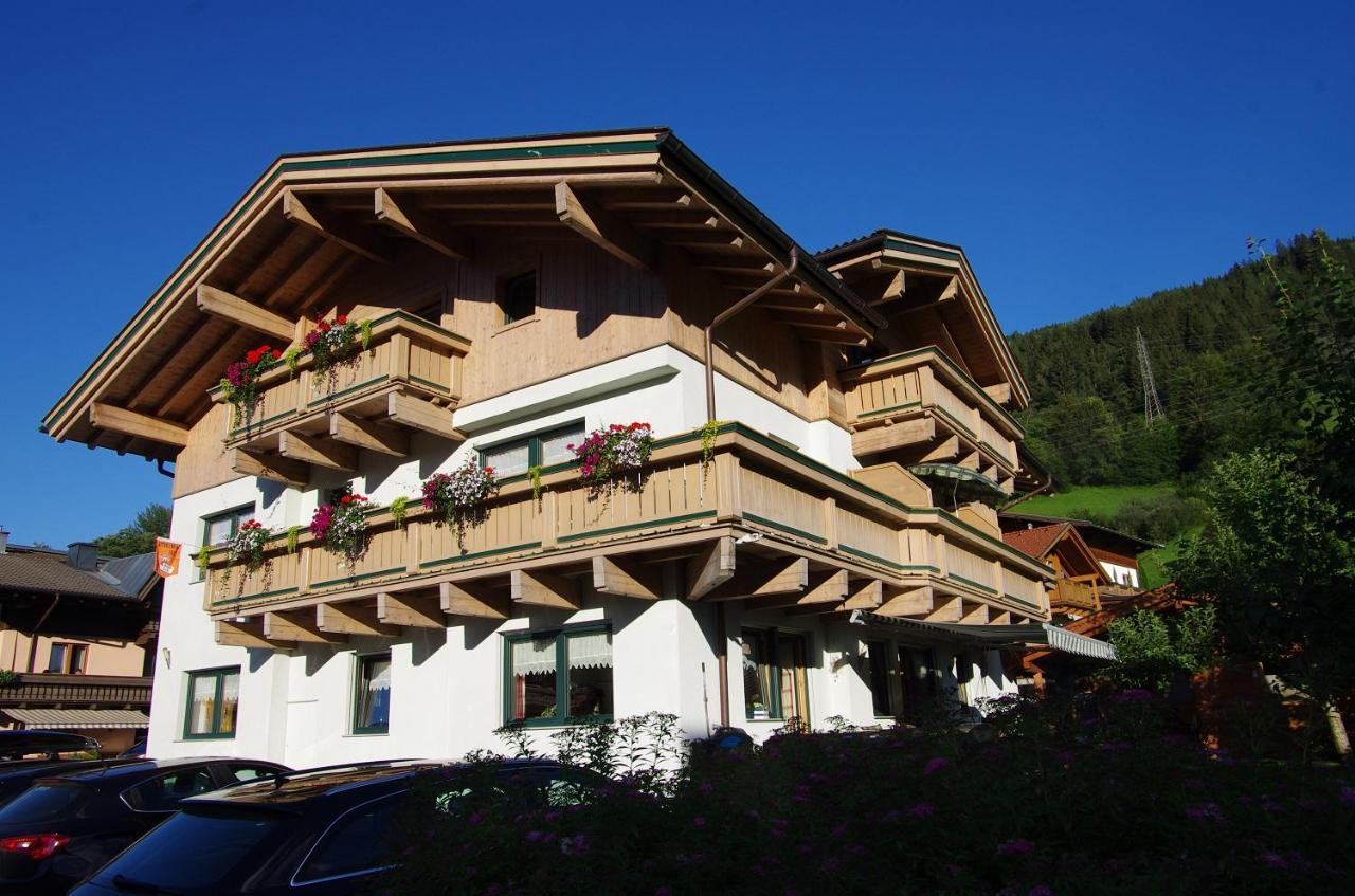 Appartement Waelderhof Kaprun Esterno foto